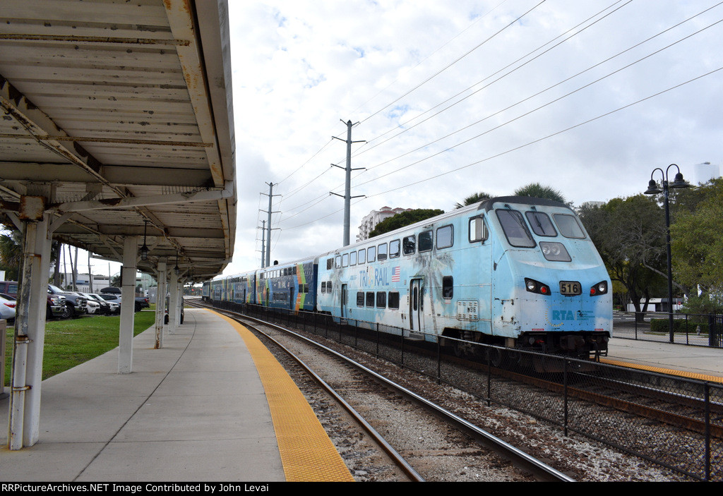 Tri-Rail Rotem Cab on rear of sb train 